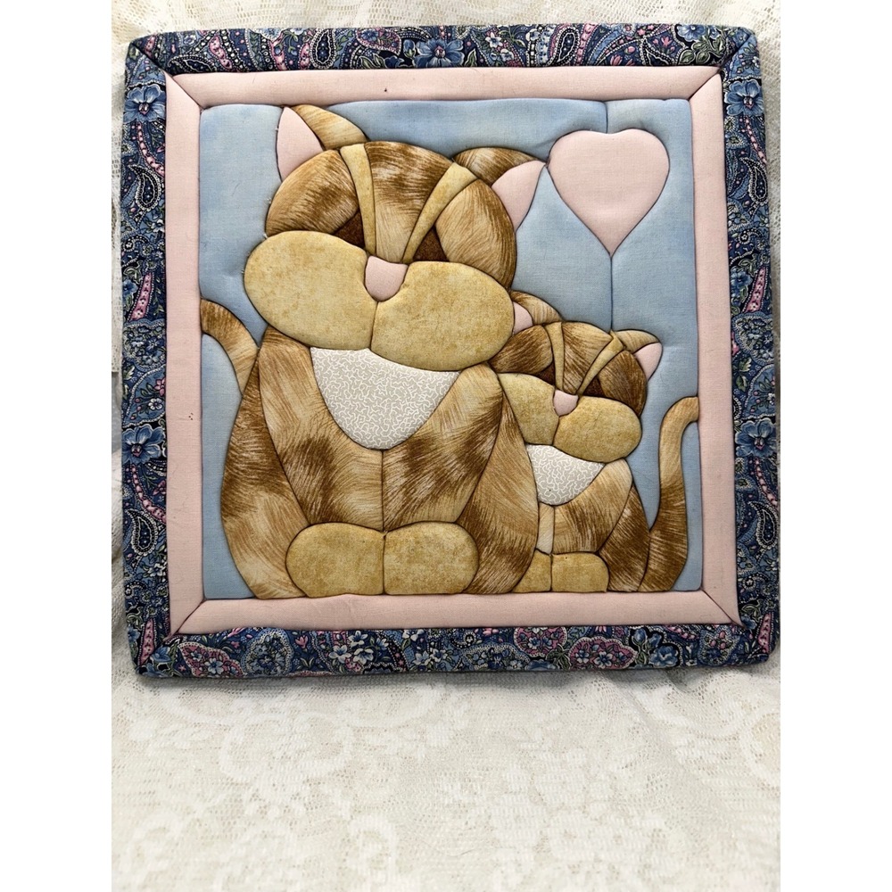 Vintage Handmade Quilted Fabric Cat Wall‎ Hanging Paisley Floral 11x11 Heart